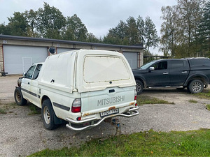 Mitsubishi L200 (4 foto / 8)
