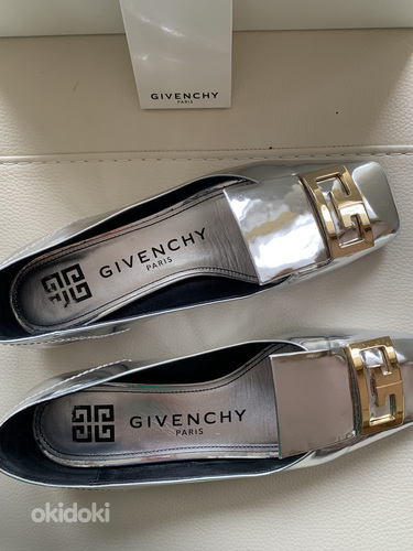 Givenchy kingad