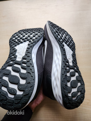 Кроссовки для бега Nike Revolution 6 № 45 (фото #6)