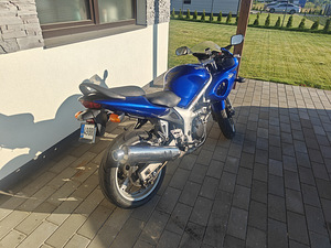 Suzuki sv650s (2 foto / 3)