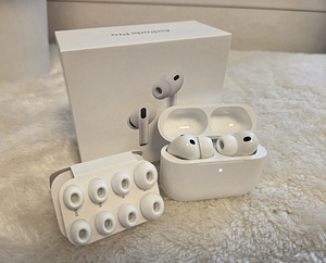 Apple Airpods Pro 3 (1 фото из 1)
