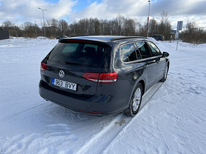 Volkswagen Passat Comfortline (5 foto / 15)