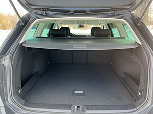 Volkswagen Passat Comfortline (13 foto / 15)