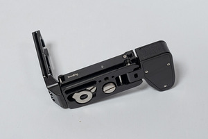 SmallRig L-Bracket Sony Alpha 7R IV & Alpha 9 II LCS2417 (2 foto / 3)