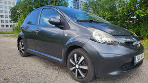 Toyota aygo (7 фото из 15)