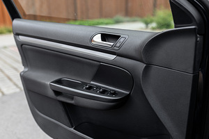 Volkswagen golf (8 foto / 15)