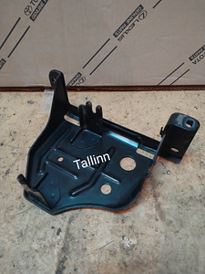 Land Cruiser 200 ahc 48910-60030 48910-60031 48910-60032 (5 foto / 9)
