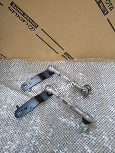 Toyota Land Cruiser 150 89407-60040 (2 foto / 2)
