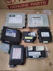 Toyota Land Cruiser 150 85970-60060 89940-60060 89533-60270 (3 foto / 3)