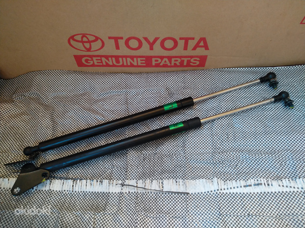 Toyota Land Cruiser 200 68950-69155 68950-69205 68960-69115