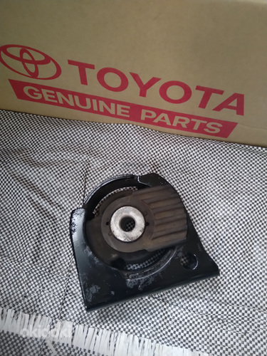 Toyota Lexus 1236126080