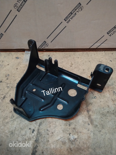 Toyota Land Cruiser 200 48970-60030 48931-60010