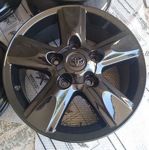 Литые диски Toyota Land Cruiser 100/200 R18 (2 фото из 4)
