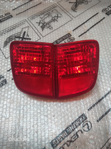 Toyota Land Cruiser 200 53294-60080 81456-60030 81456-60031