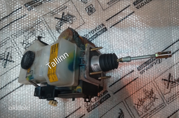 Toyota Land Cruiser 120 4705060090 4705060091 4721060120