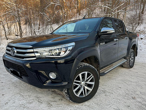 Литые диски Toyota Hilux Land Cruiser R18 (4 фото из 4)