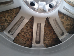 Литые диски Toyota Lexus R18 с шинами (3 фото из 4)