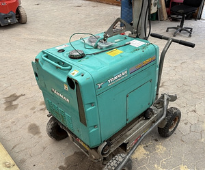 Yanmar diiselgeneraatoriga valgustusmast (4 foto / 5)