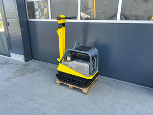 Wacker Neuson 425kg Pinnasetihendaja (2 foto / 3)