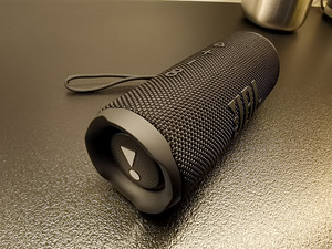 Juhtmevaba Bluetooth kõlar, JBL Flip 6 Replica (3 foto / 3)