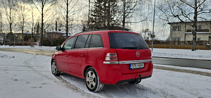 Opel zafira 1.7 cdti (3 foto / 11)