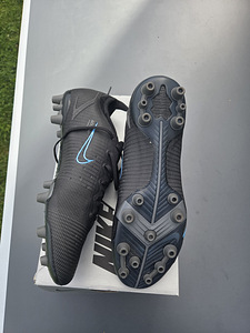 Jalgpalli putsad 45,5 Nike Mercurial Vapor Elite AG-PRO (5 foto / 7)