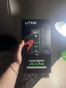 Utrai 2500A one pro jump starter джампстартер (3 фото из 3)