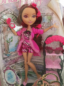 Ever After High Getting Fairest Briar Beauty (2 foto / 3)