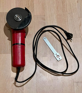 Nurklihvija 800W relakas 125mm (1 foto / 3)