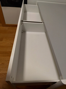 IKEA panipaigaga tegevuslaud "DUNDRA" (4 foto / 5)