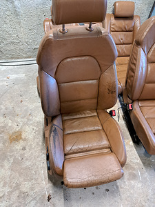 Audi A4 b7 varuosad (9 foto / 10)