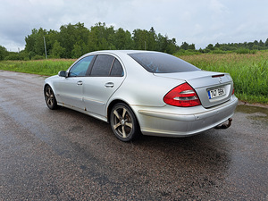 Mercedes-Benz 270CDI Avantgarde (4 foto / 8)