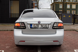Saab 9-3 1.9 110kW (2 foto / 13)