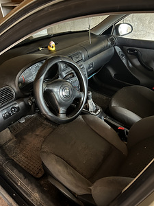 Seat 1.9 81kW (4 foto / 6)