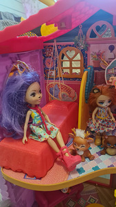 Enchantimals (7tk. nukud + 1tk. maja) (1 foto / 8)