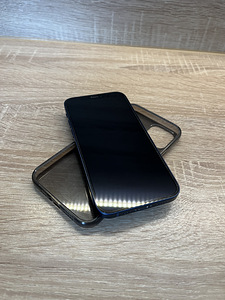 iPhone 12 128 Гб (2 фото из 4)