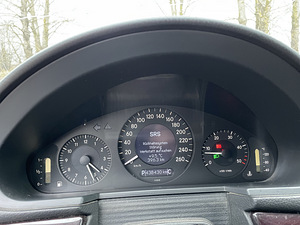 Mercedes e280 7gtronic varuosadeks (7 foto / 10)