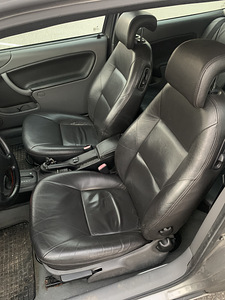 Saab 9-3 2.0 136kw (5 foto / 7)