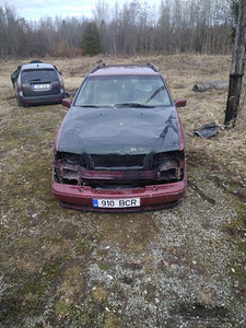 Volvo v70 (2 фото из 5)