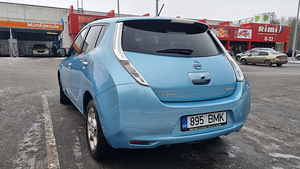 Nissan Leaf 2014 (2 foto / 4)