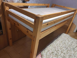 Täispuust nari voodi. Narivoodi (6 foto / 8)