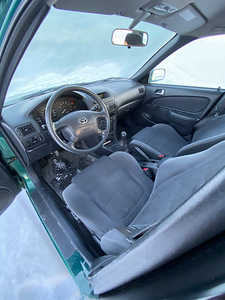 Toyota Corolla 1.6 81kW (9 foto / 13)