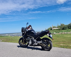 Продам мотоцикл Kawasaki ER-6n (1 фото из 4)