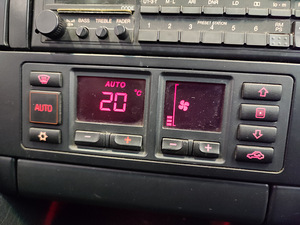 AUDI A6 C4 AVANT 2.6 110kw (6 foto / 7)