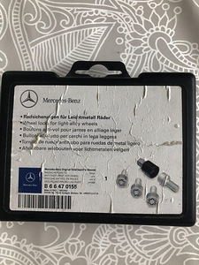 Mercedes Benz rattalukud (2 foto / 2)