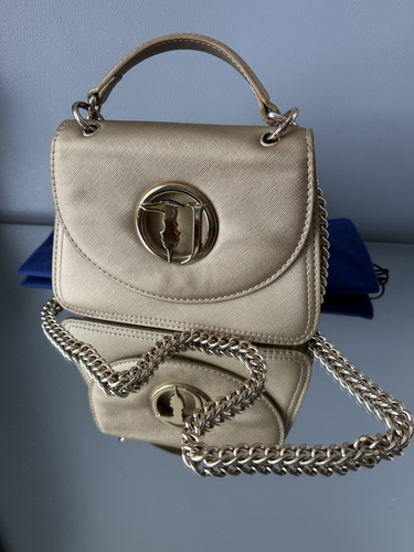 Золотая сумка Trussardi