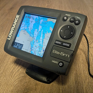 5" Kaardiplotter Lowrance Elite-5m Navionics kaardiga (1 foto / 1)