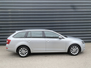 Skoda Octavia 1.6 81kw (3 foto / 6)