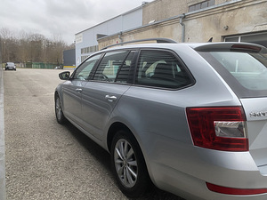 Skoda Octavia 1.6 81kw (6 foto / 6)