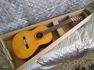 Yamaha CS40 новый (3 фото из 3)